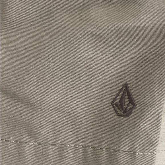 Bundle of Volcom shorts - Picture 4 of 4